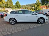 Opel Astra J Sports Tourer Exklusiv Tempomat TÜV Neu - gebrauchte Opel Astra aus dem Jahr 2014
