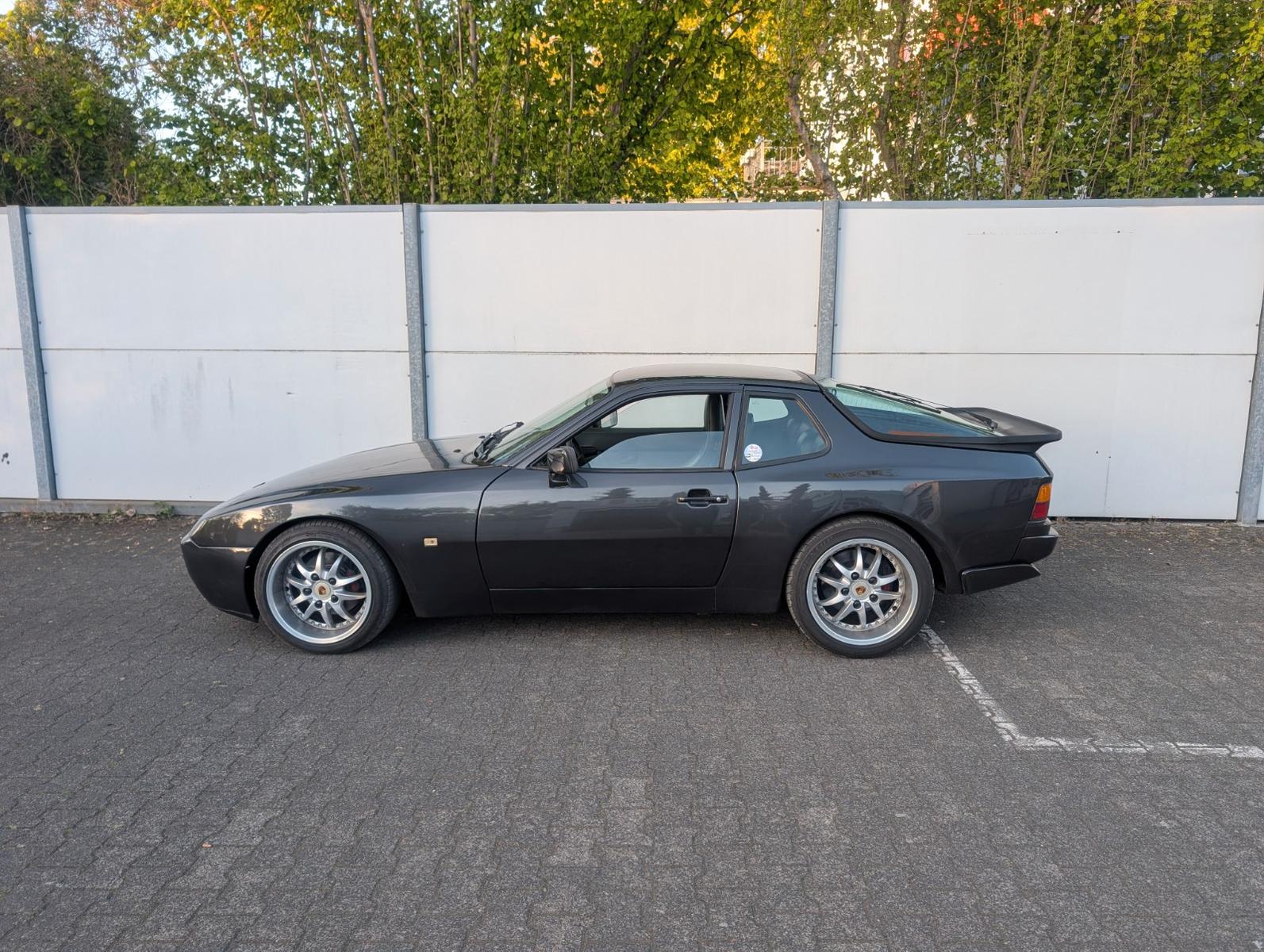 PORSCHE 944 TURBO S - 250 ch - BVM - VOLANT CUIR - PACK SPORT