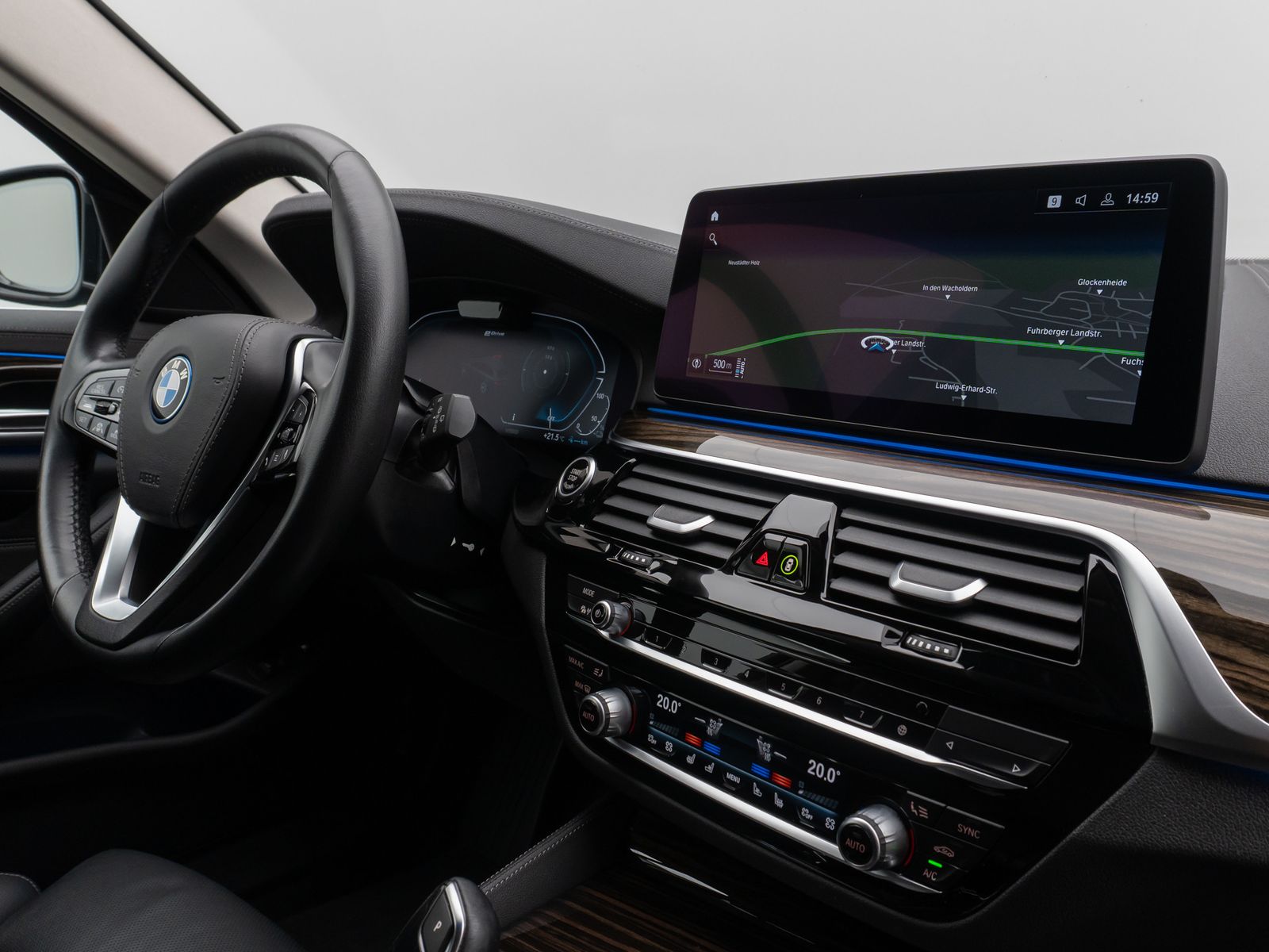 Fahrzeugabbildung BMW 530e xD Luxury Line DAB Komfort HUD Laser HiFi