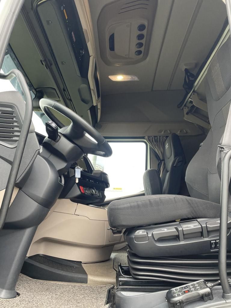 Fahrzeugabbildung DAF FT XG 480