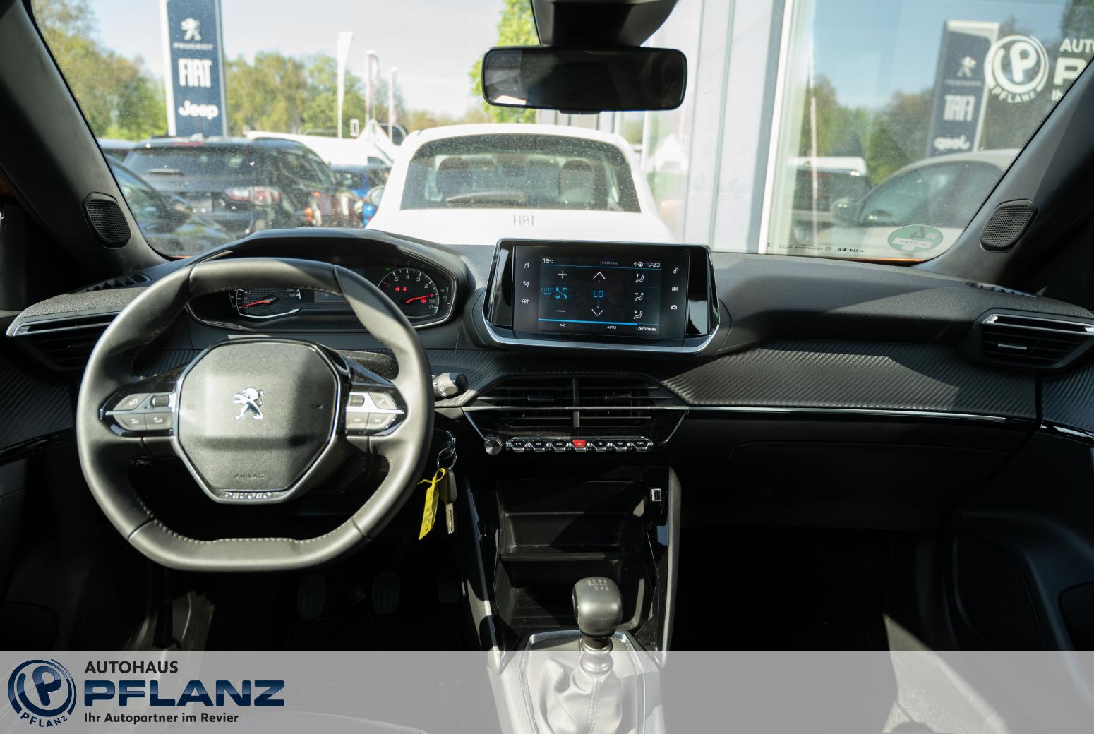Peugeot 2008 Active Pack 1.2 PureTech 100 *AB 134€ ...