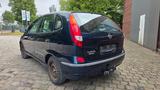 Nissan Almera Tino Acenta plus 1.8 Klimaaut. Kamera AHK - Nissan Almera: 1.8