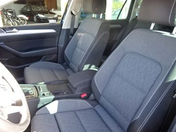 Volkswagen Passat Variant - 9
