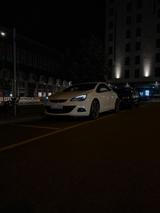 Opel Astra GTC 1.6 OPC Line + Maxton Designkit - Opel Astra: Opc Line Gtc