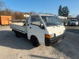 Mitsubishi L300 Pritsche - Mitsubishi L300 mit Diesel-Antrieb