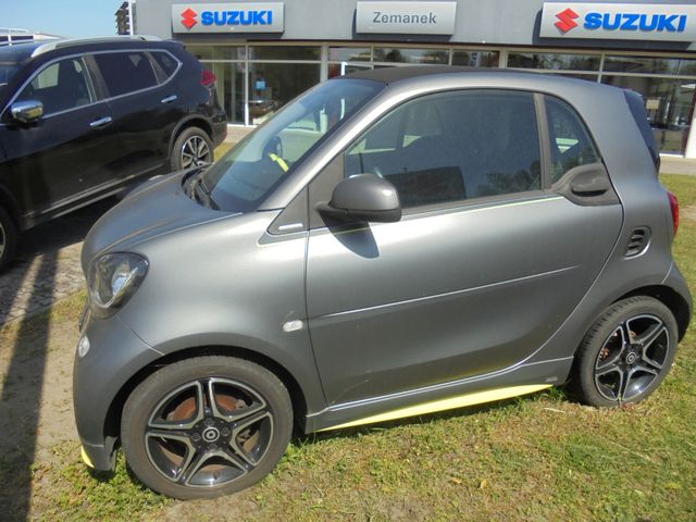 Smart ForTwo 0.9 66kW BRABUS edition asphaltgold