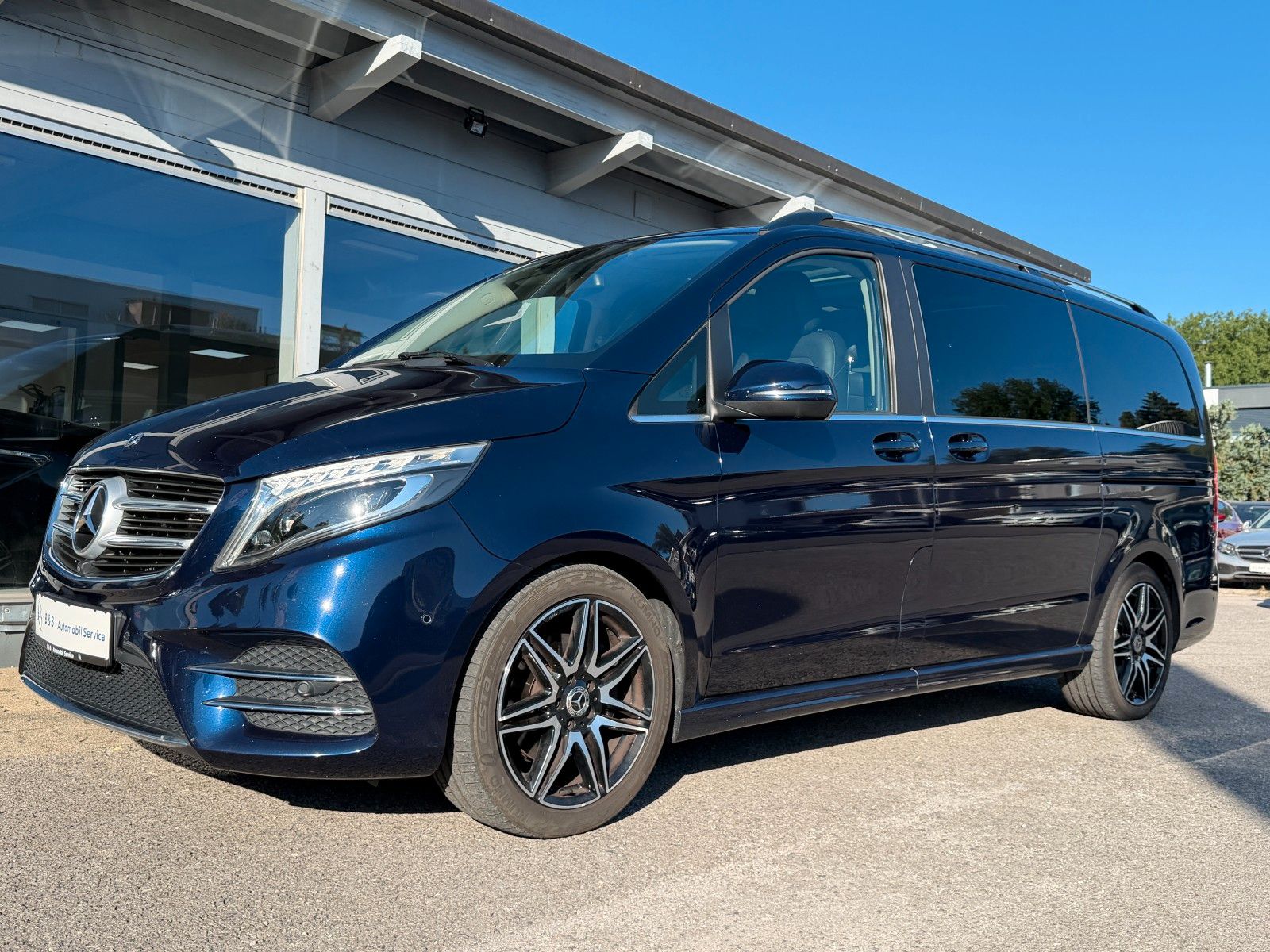 Mercedes V 250 - 1