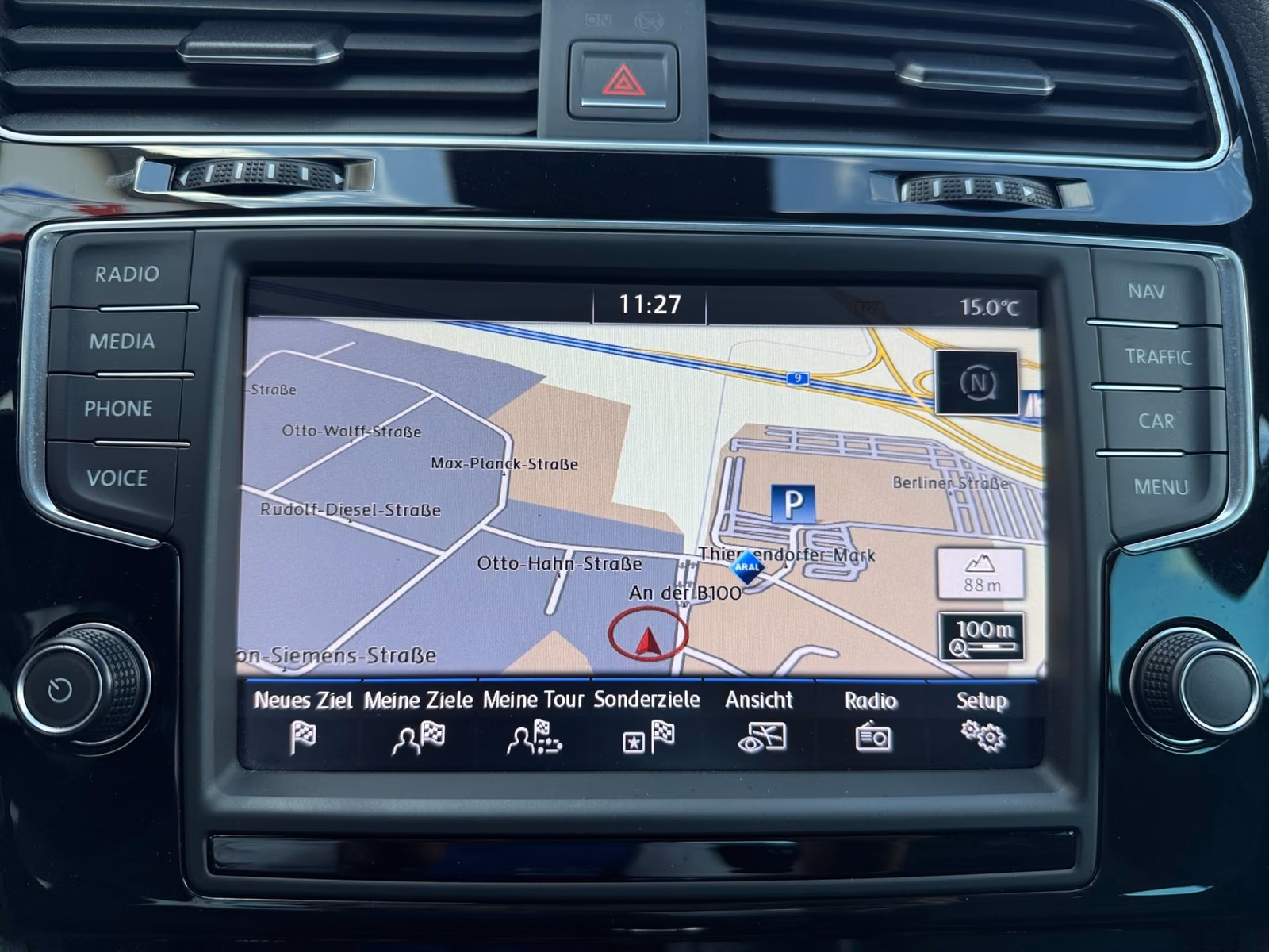 Volkswagen Golf VII 2.0 R BMT 4Motion Xenon Leder PDC Navi
