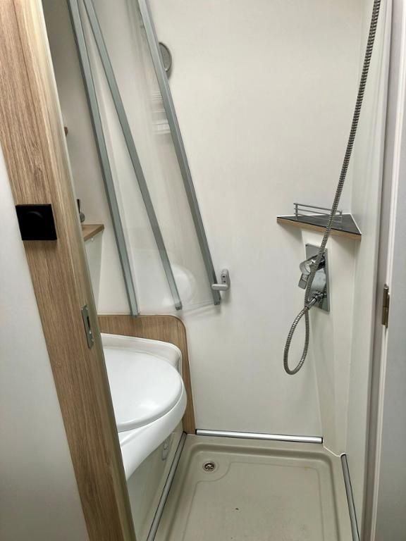 Fahrzeugabbildung Mercedes-Benz Sprinter 419 CDI 4x4 Yucon WOMO *LED*SpurW*SpurH