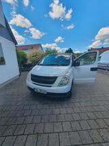 Hyundai H-1 - gebrauchte Hyundai H-1 aus dem Jahr 2010