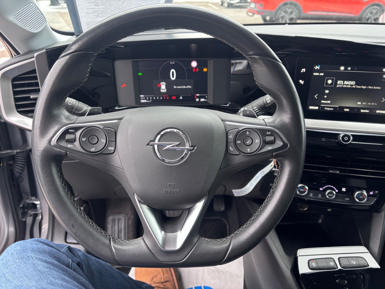 Fahrzeugabbildung Opel Mokka Elegance