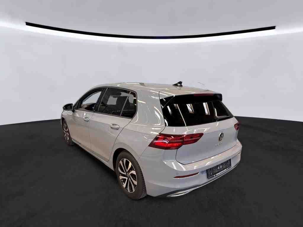 Golf VIII 2.0 TDI DSG Active *AHK*PANO*KAMERA*