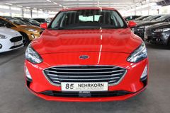 Fahrzeugabbildung Ford Focus 1,0 EB Trend LED WinterPaket PDC Tempomat