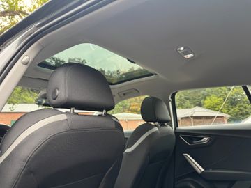 Audi Q2 35 TFSI S line Panodach Kamera elek. Heckkl.