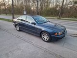 BMW 520i Lifestyle*AUTOMATIK*NAVI*BMW-SH*RENTNER-FAH - BMW: Rent A