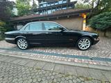 Jaguar XJ 8 X350 4,2 V8 - Jaguar XJ8 aus 2003