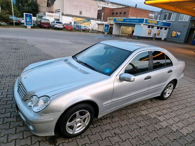 Mercedes-Benz Mercedes C180 Automatik Benzin 2007