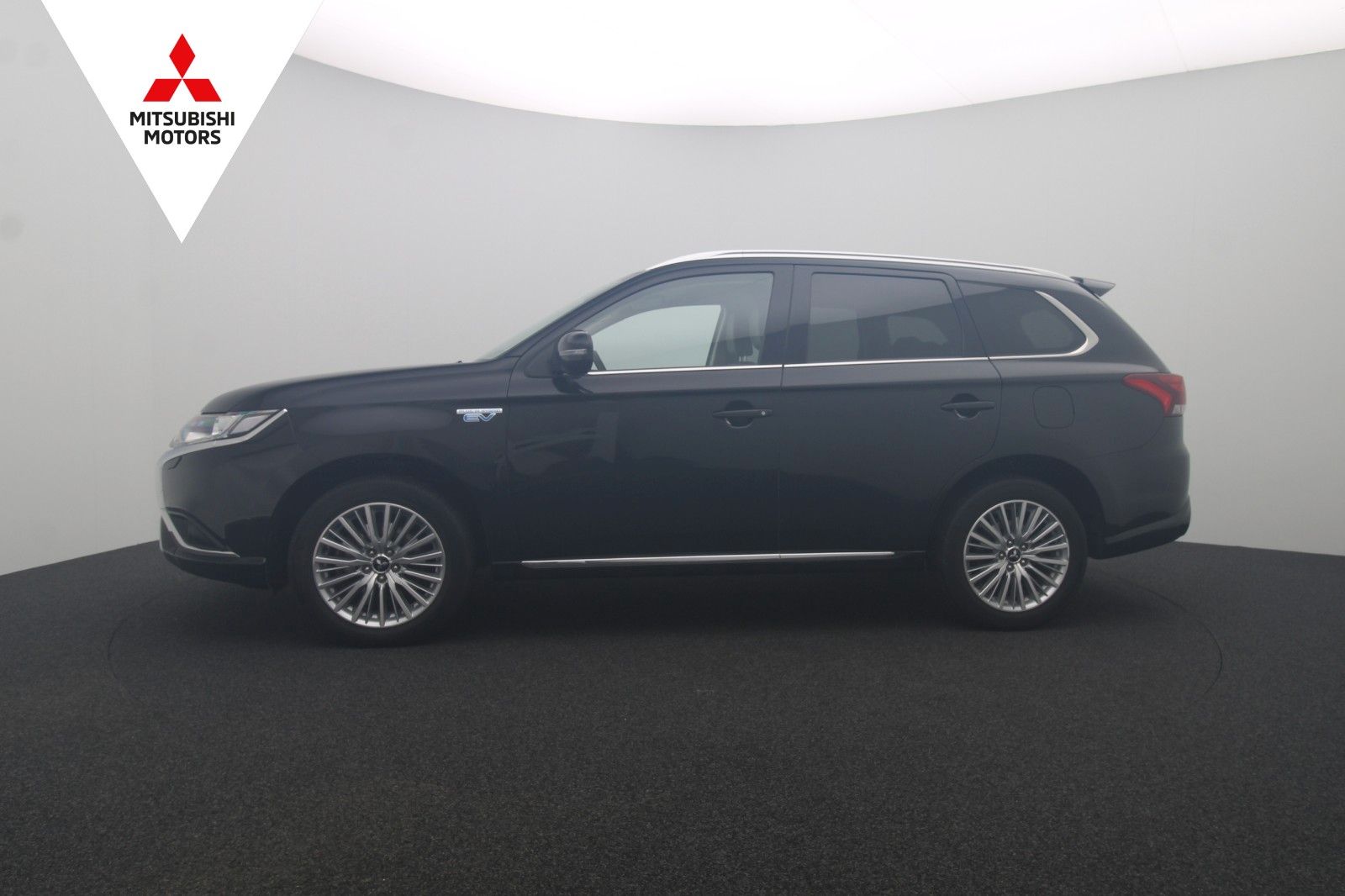 Fahrzeugabbildung Mitsubishi Outlander PHEV 2.4 Basis 4WD