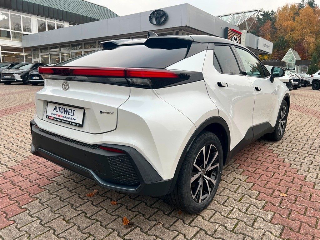Fahrzeugabbildung Toyota C-HR 2.0 Plug-In Hybrid FWD