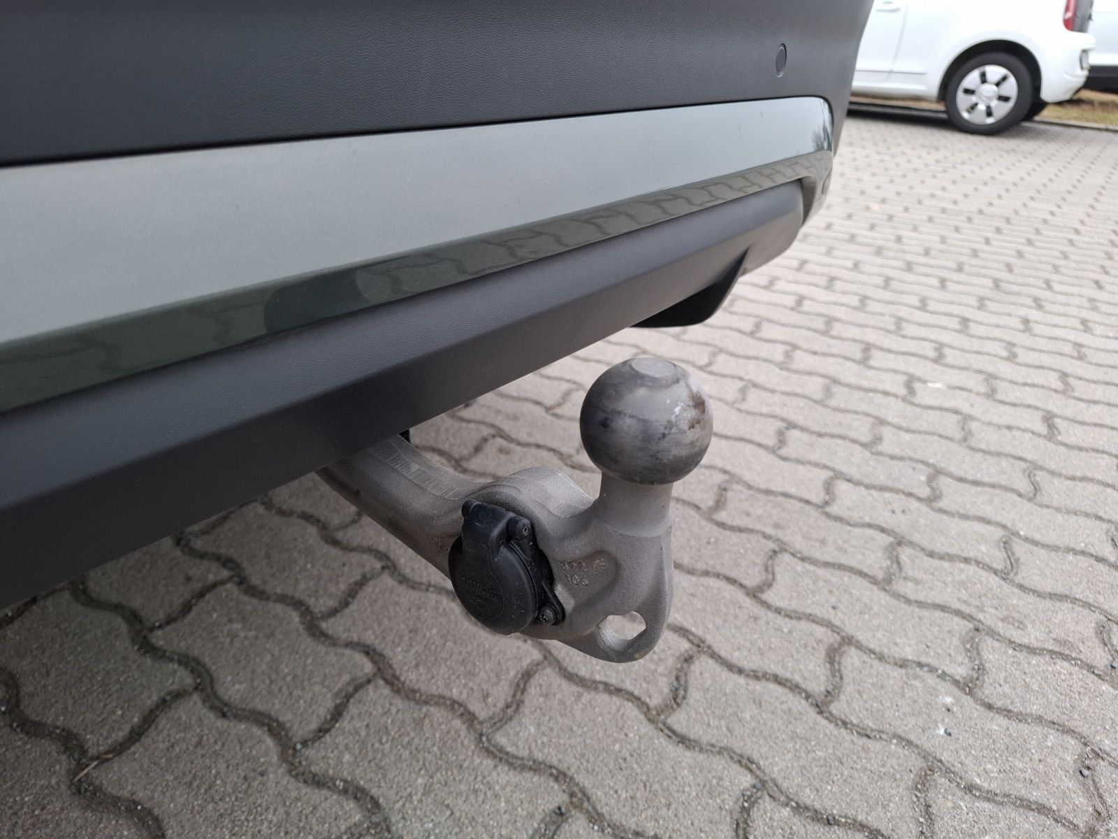 Fahrzeugabbildung Volkswagen Tayron TDI Life DSG 4M LED AHK Navi HUD AID ACC