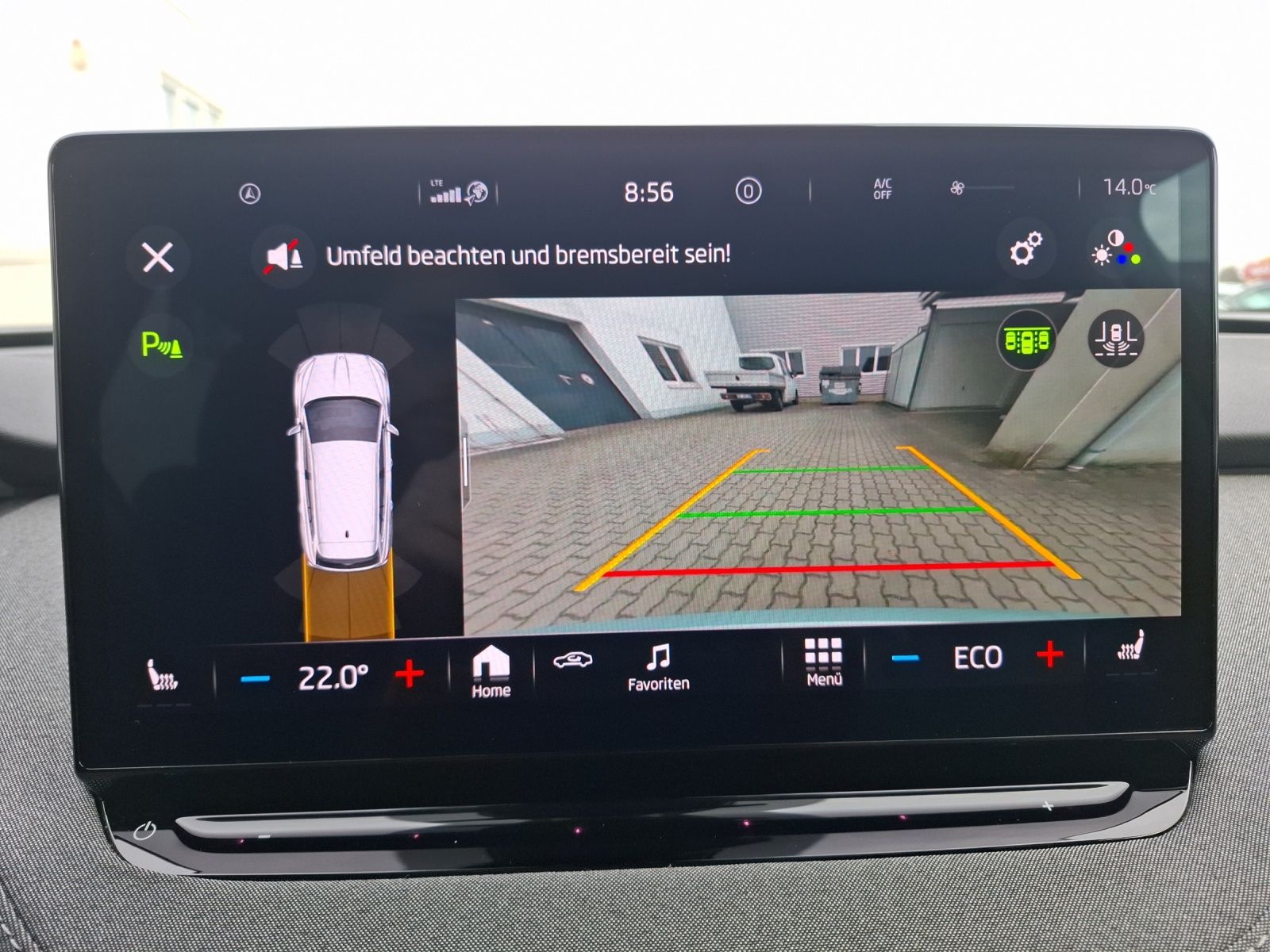Fahrzeugabbildung SKODA Enyaq 60 Loft Matrix Navi ACC WP RFK SH 19"