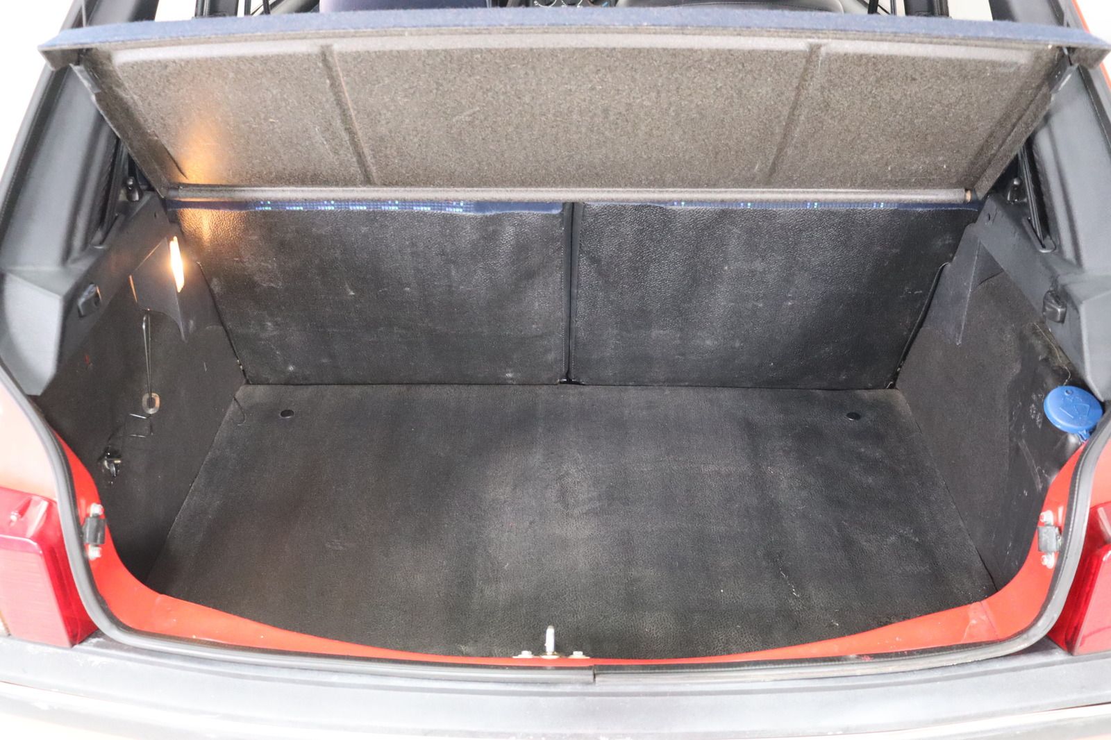 Fahrzeugabbildung Peugeot 205 Auto Forever * 1. Hand * wenig Kilometer