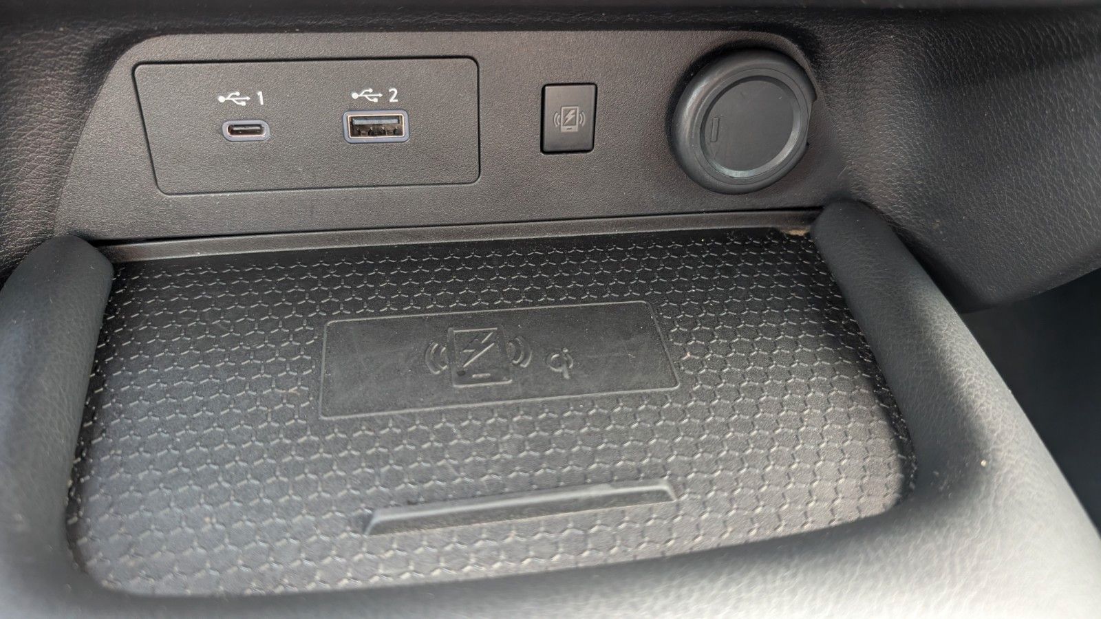 Fahrzeugabbildung Nissan Juke 1.0 Schaltgetriebe - N-Connecta