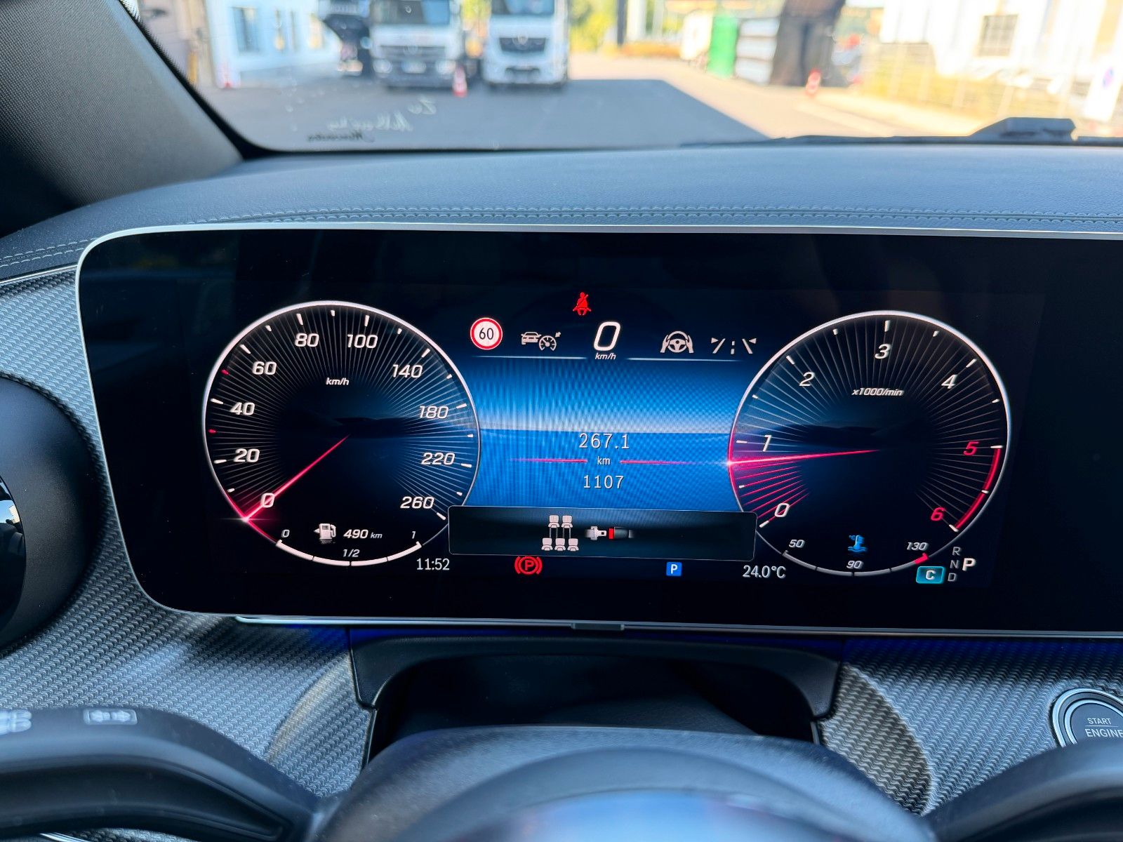 Fahrzeugabbildung Mercedes-Benz V 300 d AVA 4MATIC AMG AHK2,5 DISTRONIC Standh