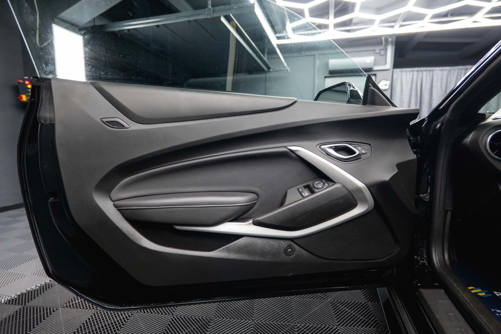 Fahrzeugabbildung Chevrolet Camaro 3.6 V6 Coupe ZL1 Performance *CarPlay*19%