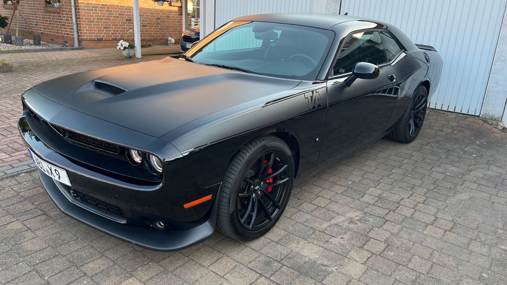 Image of Dodge Challenger
