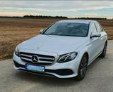 Mercedes-Benz E 250 Autom. -Avantgarde/ Lim./AHK/el. SHD/WR/SR - gebrauchte Mercedes-Benz E 250 aus dem Jahr 2018