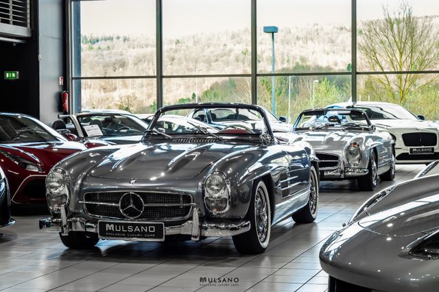 Mercedes-Benz SL 300 ROADSTER RECREATION SILVER ARROW CLUB CAR