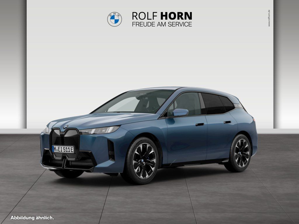 Image of BMW iX