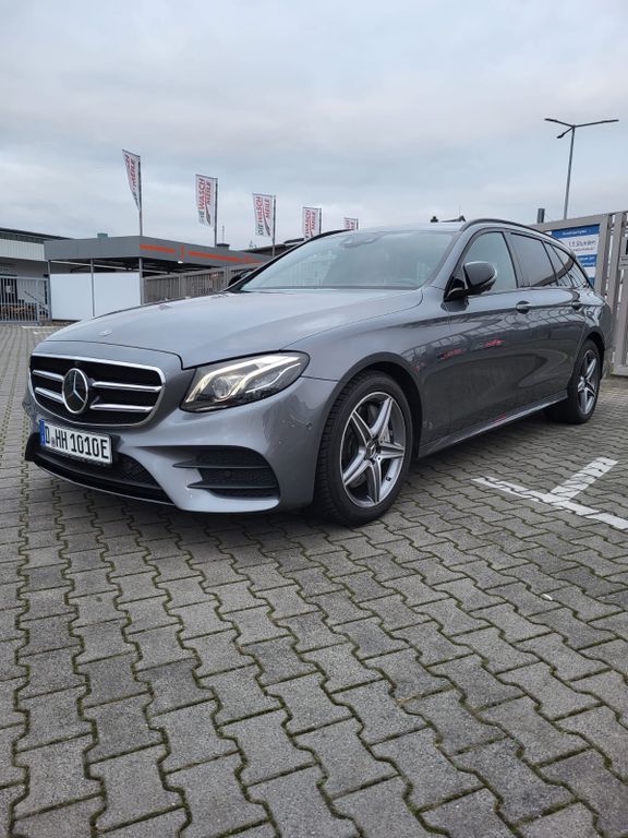 Mercedes-Benz E 300