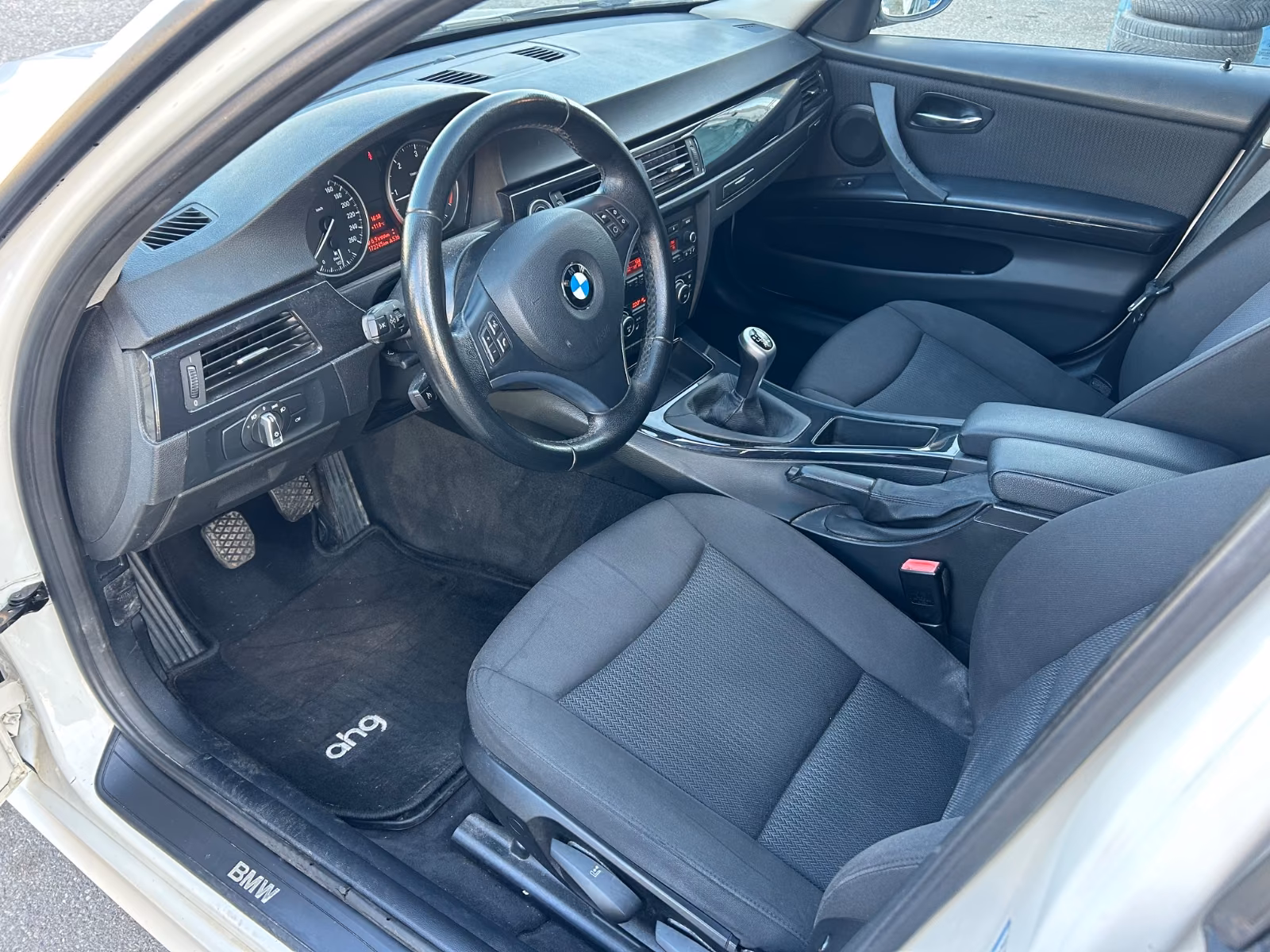 BMW 316 2012 — photo 12