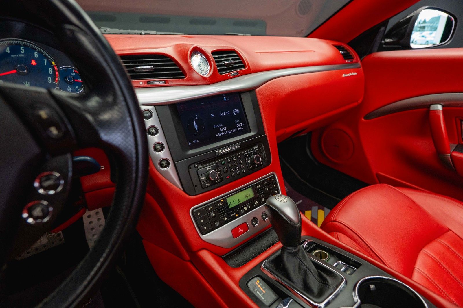 Fahrzeugabbildung Maserati GranCabrio Sport 4.7 V8 Ferrari *Unfallfrei*BOSE