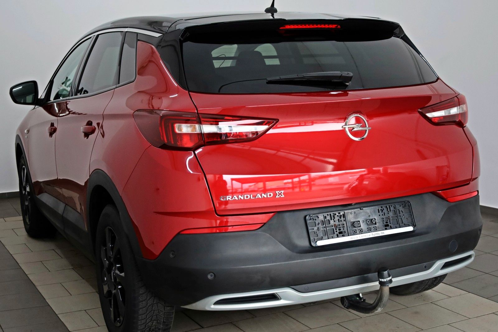 Fahrzeugabbildung Opel Grandland (X) Opel 2020 LED,Kamera,AHK,SR+WR