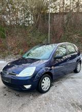 Ford Fiesta 1.6 16V Ghia Ghia - Ford Fiesta aus 2002: Ghia