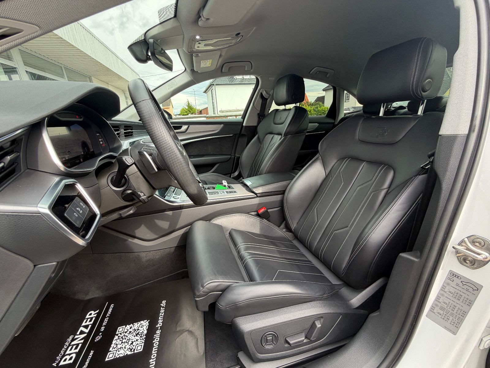 Fahrzeugabbildung Audi 55 TFSI e quattro S-Line/LEDER/Navi/LED/CarPlay/