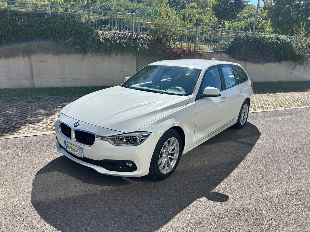 Image of BMW 320