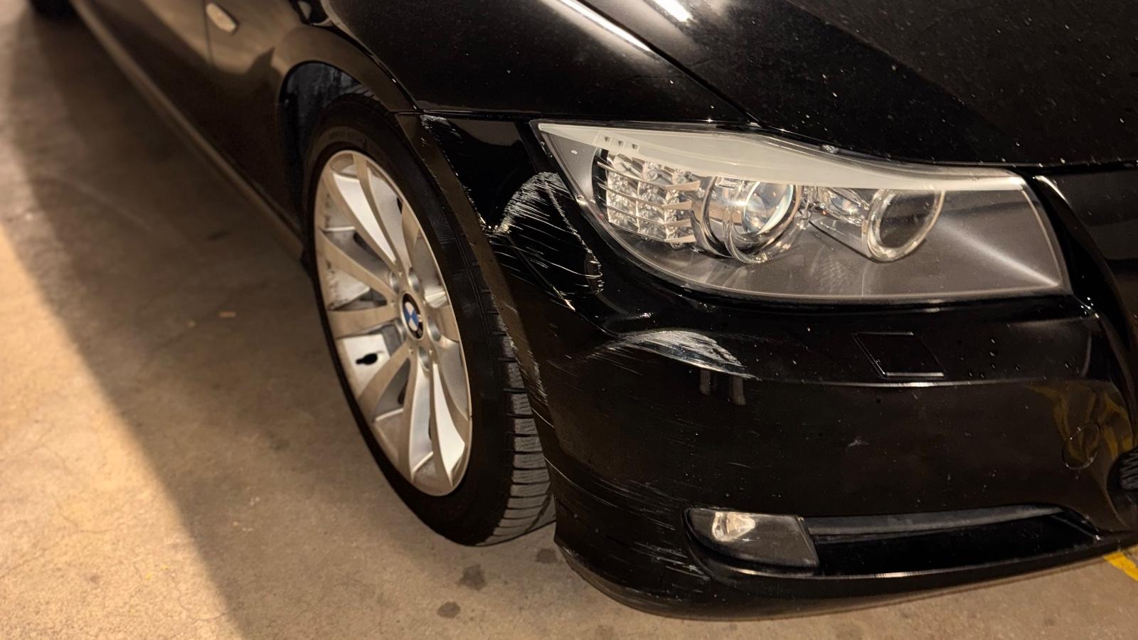 BMW 320 2010 — photo 8