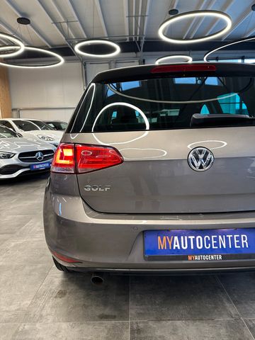 Volkswagen Golf VII Lim. Sound Start-Stopp *Navi*Kamera*