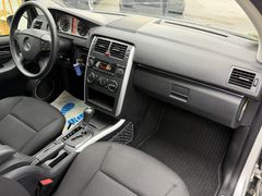 Fahrzeugabbildung Mercedes-Benz B 170 / Automatik Klimaanlage