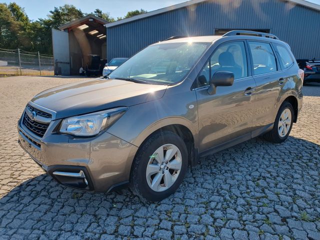 Subaru Forester 2.0 Awd Lineartronic *LKW*