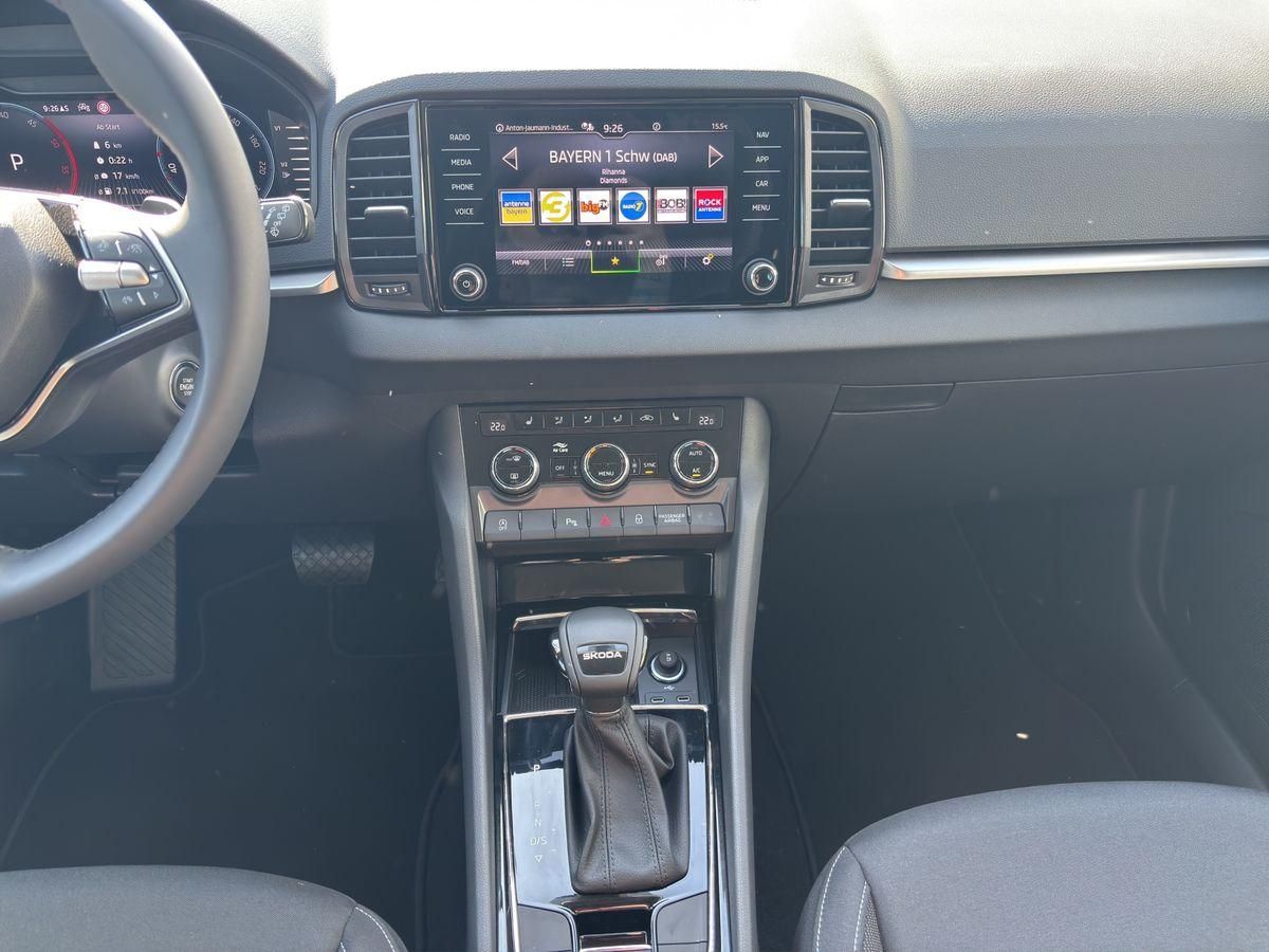Fahrzeugabbildung SKODA Karoq Selection 2.0 TDI 110 kW