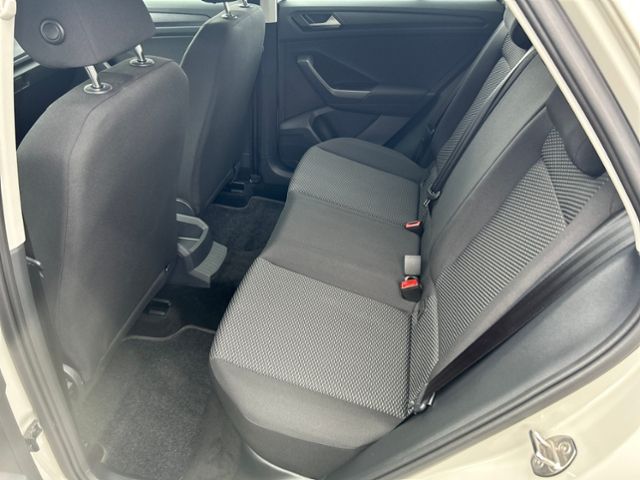 Fahrzeugabbildung Volkswagen T-Roc 1.0 TSI LED CLIMATRONIC BT DIGITAL COCKPIT
