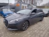 Hyundai i40 cw Style+1.HD+NAVI+CAM+SHZ+SPUR+LED+PDC+EU 6 - Hyundai i40 mit Benzin-Antrieb: Automatik