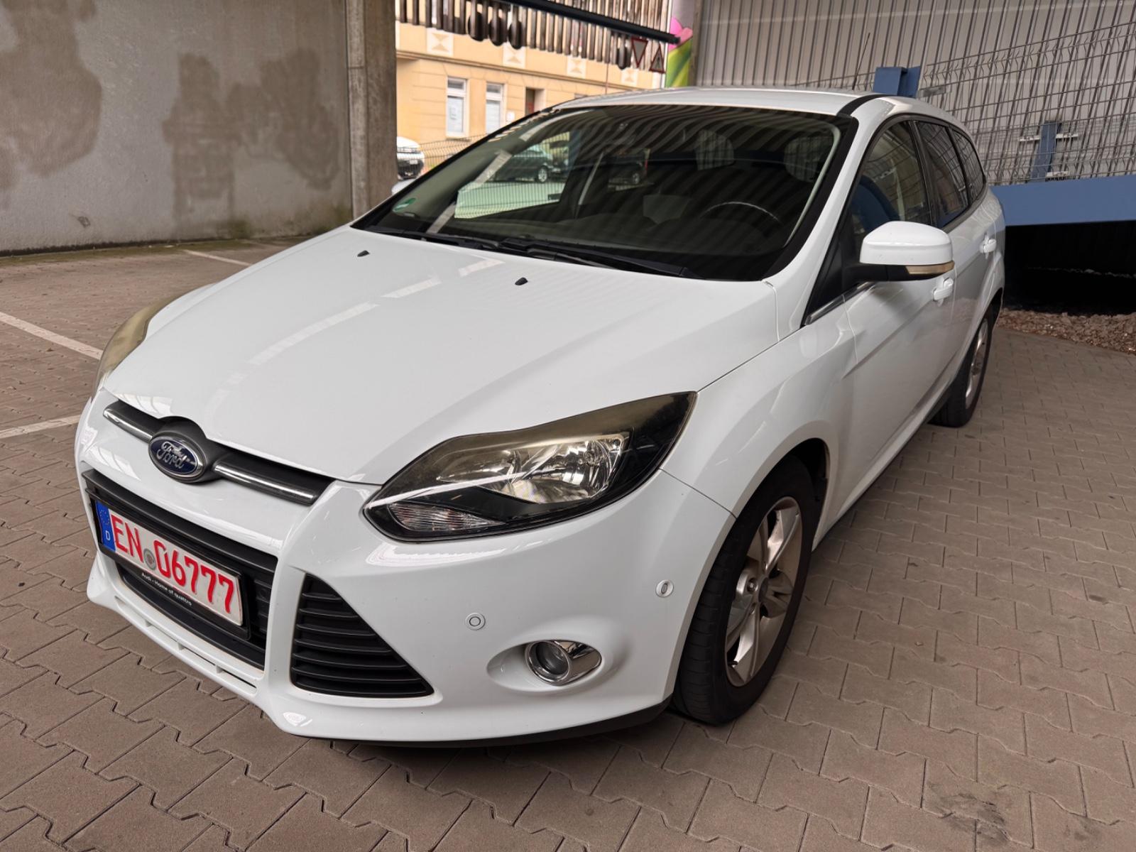 Ford Focus 1.0 EcoBoost Turnier Champions Edition