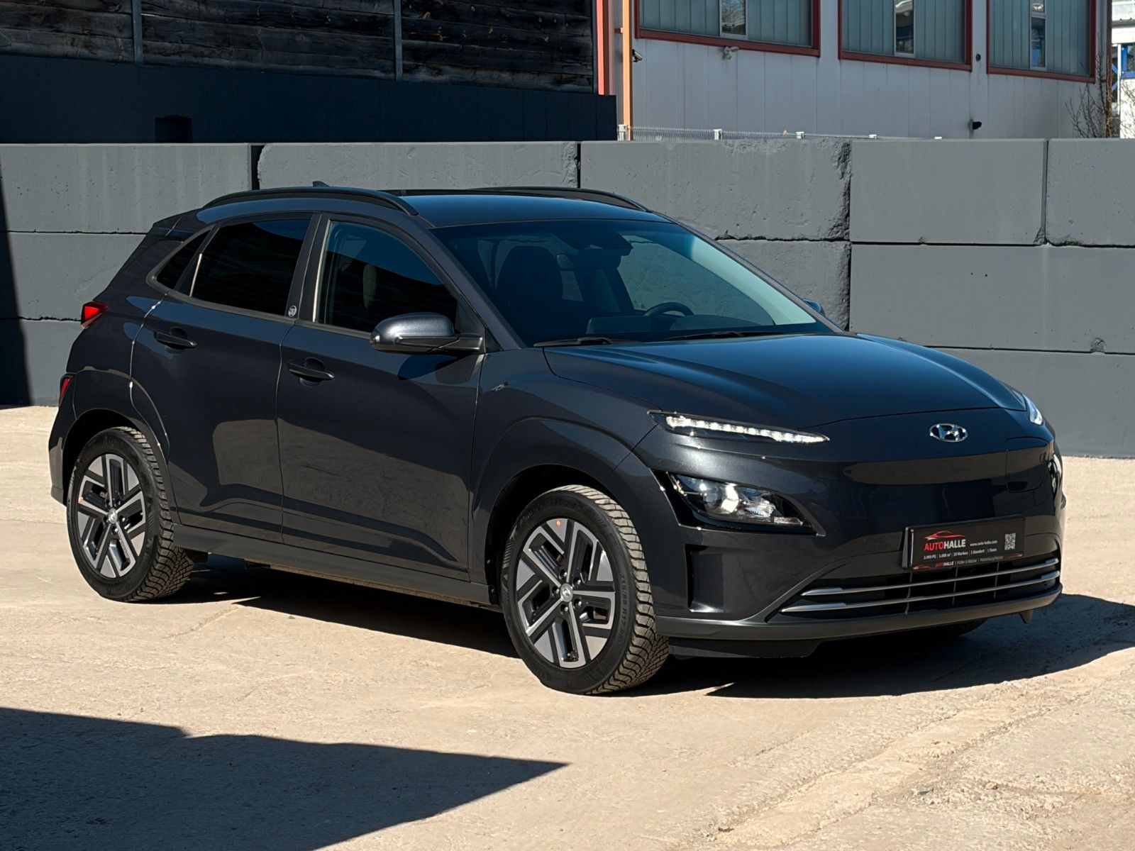 Fahrzeugabbildung Hyundai KONA E Edition 30+ Wärmepumpe ACC Krell CarPlay