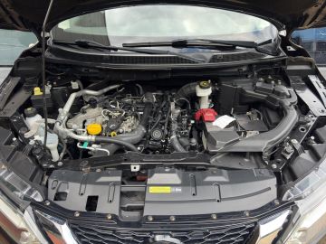 Nissan Qashqai N-Connecta 1,3 Pano*Navi*360*Kamera*LED*